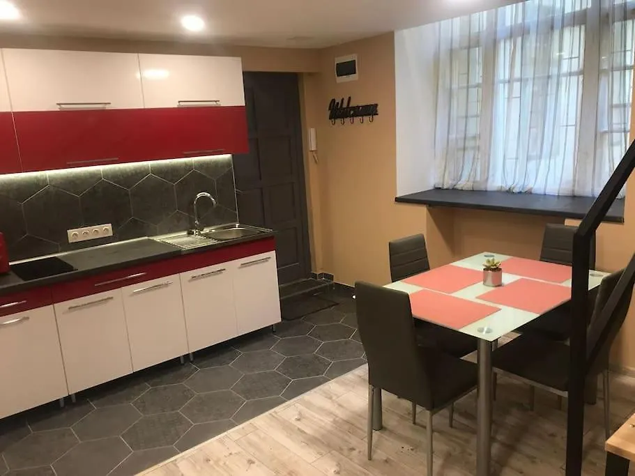 Stylish Apartment In Central Budapest - Perfect For Couples, Groups And Sightseers