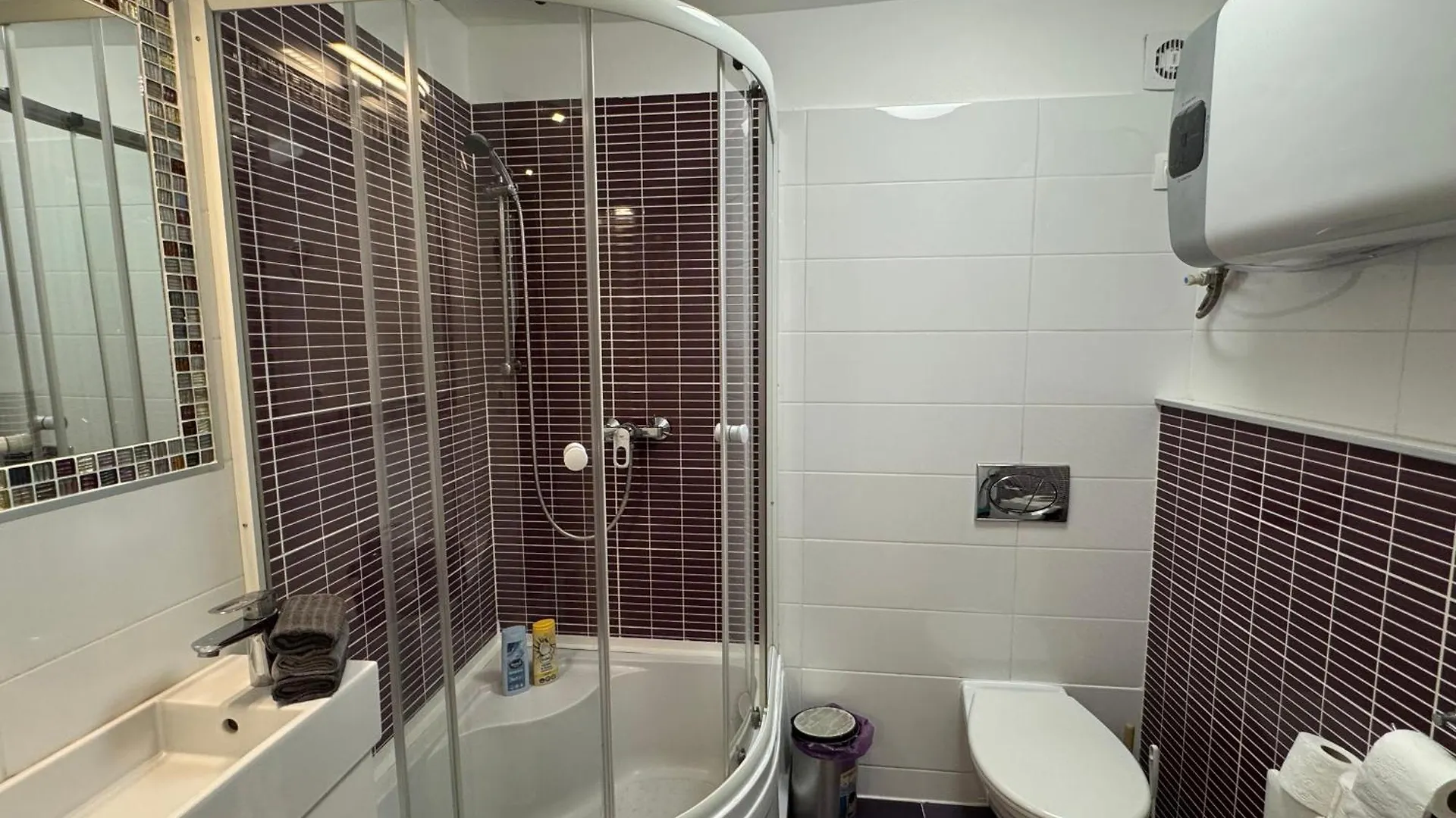 Stylish Apartment In Central Budapest - Perfect For Couples, Groups And Sightseers